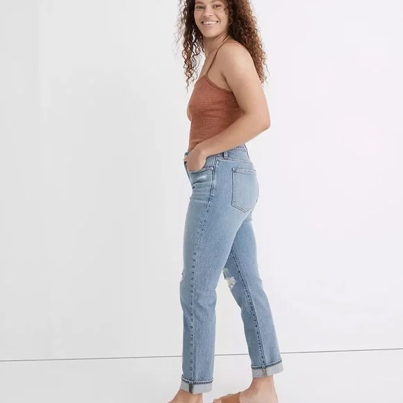 The High-Rise Slim Boyjean in Birchwood Wash - NWT - Picture 7 of 9